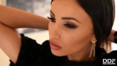 Redare Alyssia Kent excorta superba platita pentru dubla penetrate in pizda si gaoaza