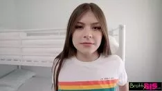 Reproduzir A menina chinesa é espancada com um pau na bunda nua Xxx Lesbian Films