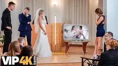 Abspielen Die große Braut hat Sex mit ihrer Nase, bis sie hinein ejakuliert