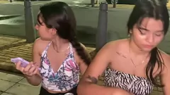 Redare Sora călărește pula mare a șoferului Uber, devine crementă în interior