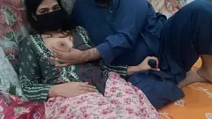 Redare Stepsister indian Sobia Nasir a prins sexul interzis cu fratele vitreg