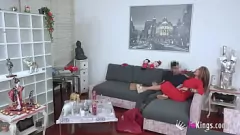Abspielen Busty Columbian Milf initiiert junge Nachbarn in leidenschaftlicher Hardcore -Begegnung